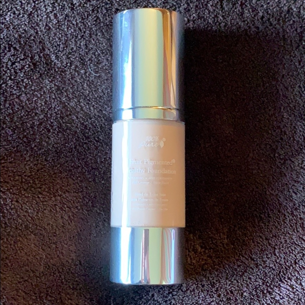 100% Pure Fruit Pigmented Healthy Foundation